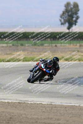 media/May-25-2025-Lets Ride (Sun) [[0ff033e448]]/C Group/1140am (Grapevine)/